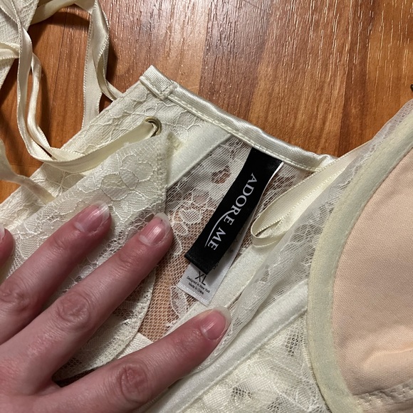 Adore me corset - Picture 3 of 3